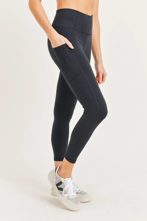 MonoB Tapered Band Solid Leggings with Back Pockets - Bark – Project Angels  Boutique, LLC